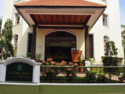 HOLIDAY HOTEL,Cherai Beach Hotel