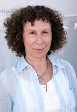 Rhea Perlman