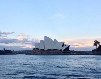 Obligatory Opera House. #ooh #latergram #nofilter
#Sydney #Operahouse #landmark #Australia (at Circular Quay)