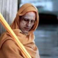 Jayadvaita Swami