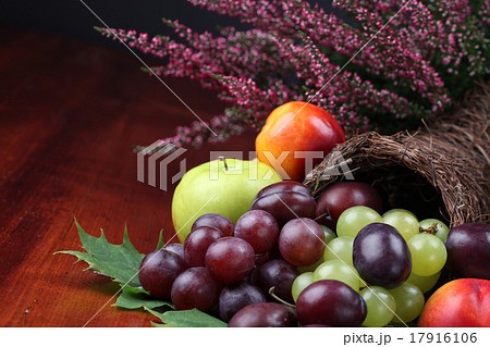 Fruit cornucopia 17916106