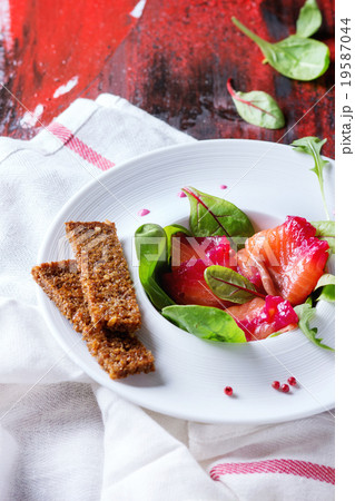 Salted salmon with beetroot 19587044