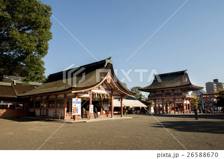 津島神社・拝殿と楼門 26588670