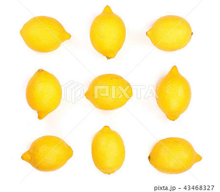 Lemon isolated on white background. Seamless pattern with fruits. Top view. Flat lay 43468327