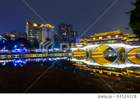 安順廊橋夜景(中国-成都)   63524228