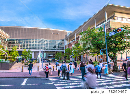 日本の横浜都市景観 たまプラーザ駅などを望む 78260467