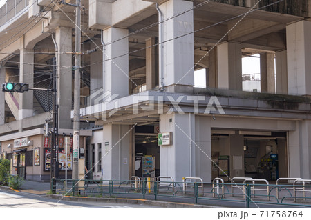 駅前風景　北赤羽駅 71758764