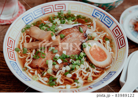 お家で作るインスタント袋麺の醤油ラーメンごはんセット 83989122