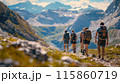 絶景のアルプスでトレッキング Trekking in the Alpes 115860719