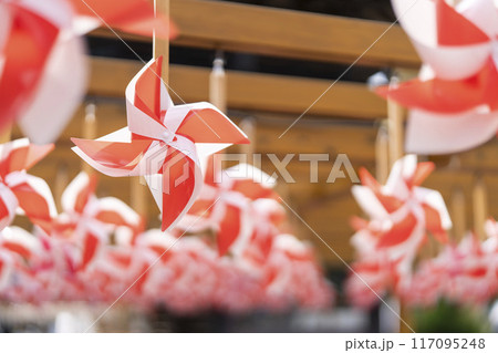 夏の竹駒神社　参道　夏詣　宮城県岩沼市 117095248