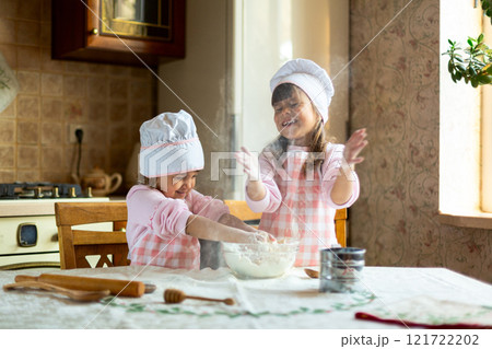 Joyful Baking Sisters. 121722202