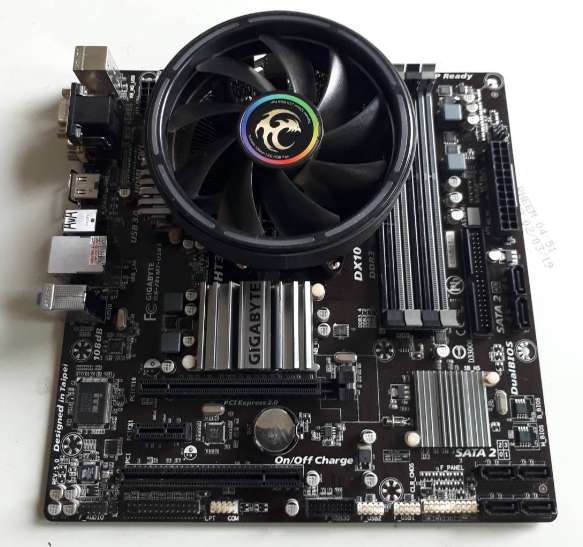 MAINBOARD เมนบอร์ด พร้อม CPU พัดลมตามรูปfx8300-fx6300GA-78LMT-USB3 AM3 FX DDR3 MAX RAM 32G สินค้าสภาพสวยๆ พร้อมใช้งาน เทสก่อนนำส่งทุกชิ้น พร้อมส่ง ส่งไว