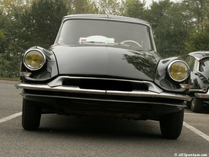 Citroen DS 19