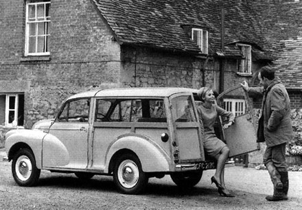 Morris Minor Traveller-2