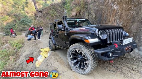 Mahindra Thar Vs Jeep Wrangler Detailed Comparison Spinny