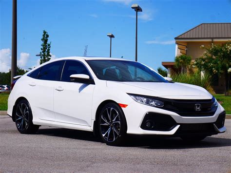 Honda Civic Si Sedan Images And Photos Finder