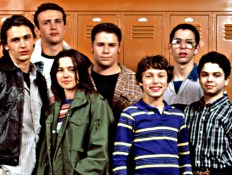 Freaks and Geeks’ Judd Apatow and Cast Mark 25th Anniversary With Behind-the-Scenes Shots: ‘Feels Like a Lifetime Ago’