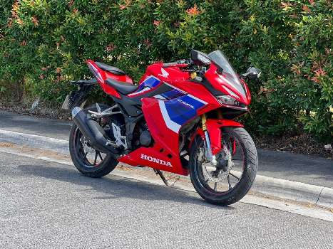 Honda CBR150R 2022