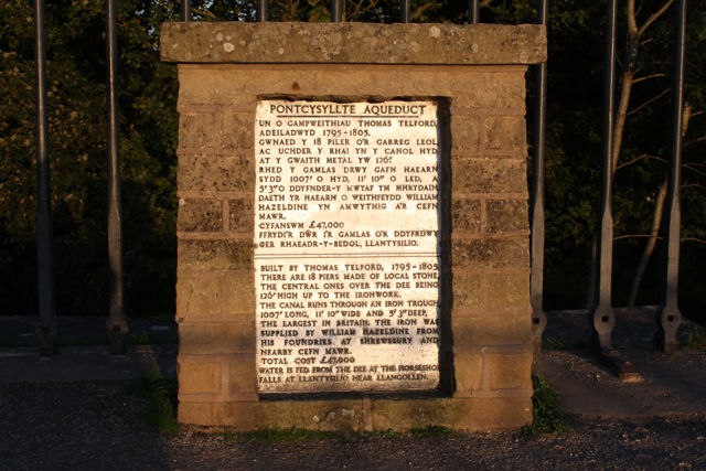 File:Pontcysyllte Aqueduct Plaque - geograph.org.uk - 1481992.jpg