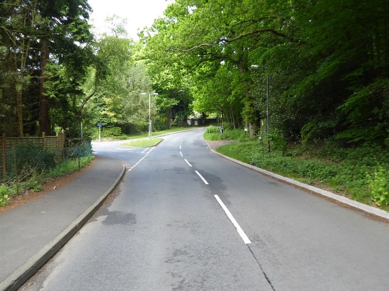 File:Junction on Twatling Road - geograph.org.uk - 4971279.jpg