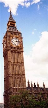 La Torre del reloj, en Londres, que alberga el célebre Big Ben.