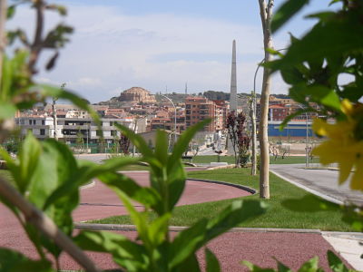 Rambla de Carles III i Obelisc