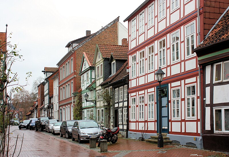 File:Hildesheim, die Keßlerstraße.JPG