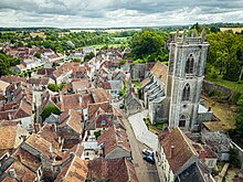 Vue aérienne de Donzy - close up église.jpg