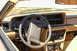 Volvo 262 C Solaire - cockpit