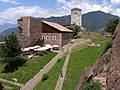 Sullo sfondo il Weißer Turm (torre bianca)