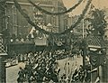 1898: Ereignis-Fotografie Kaisertage in Hannover, hier: "Begrüßung (des Kaiserpaares) auf dem Marktplatz (an der Marktkirche)"; Ansichtskarte Nummer 560, eine eigene Foto-Serie innerhalb der numerierten Postkarten