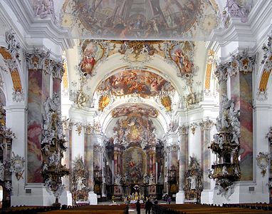 Interno de rokoka baziliko ĉe Ottobeuren (Bavario).