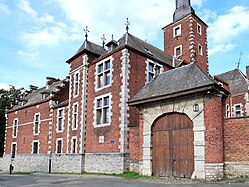 Kasteel van Tihange met kern uit de 12e eeuw