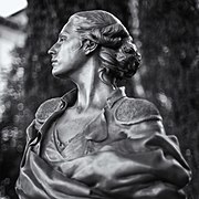 Clara del Rey - Plaza de las Comendadoras - Madrid 01.jpg