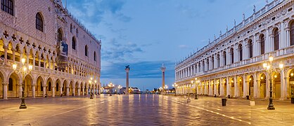 Piazzetta San Marco Venice BLS.jpg