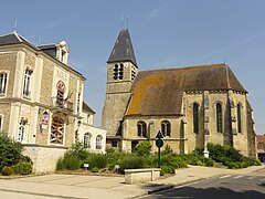 La mairuie et l'église.