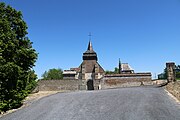 Vue de l'église Saint-Denis de Pont-à-Bucy.