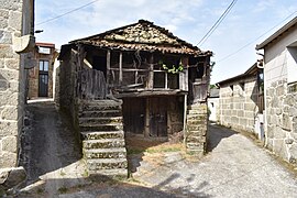 Casa en Rebordondo, Cualedro 01.jpg