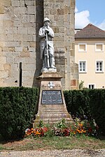 Monument aux morts du Montet