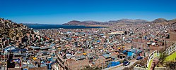 Thumbnail for File:Vista de Puno y el Titicaca, Perú, 2015-08-01, DD 53-54 PAN.JPG