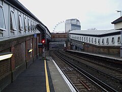 Waterloo East stn platform B look west3.JPG