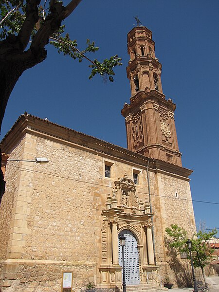 File:Iglesia de San Pedro, Torrijo del Campo.jpg