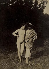 Nue, 1900