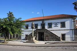 Pelourinho de Paredes - 03.jpg