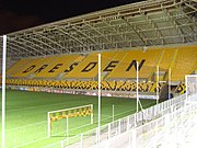 Westelijke tribune van het nieuwe stadion