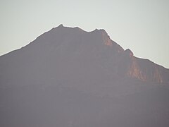 Silueta del volcán Malinche desde Puebla 02.jpg