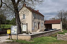 Champ-d'Oiseau (21) Mairie.jpg