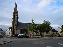 Ang Charish Church sa Our Lady of Folgoët, sa Bannalec