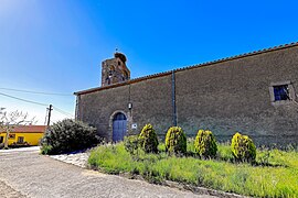 Iglesia parroquial de Santo Domingo de Herguijuela del Campo lateral.jpg