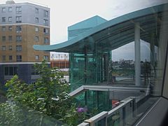 Imperial Wharf stn under construction2 July 09.JPG